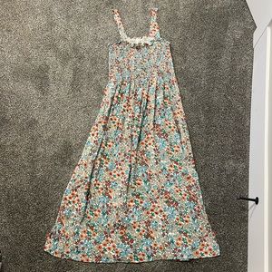 Lightweight flowery summer dress